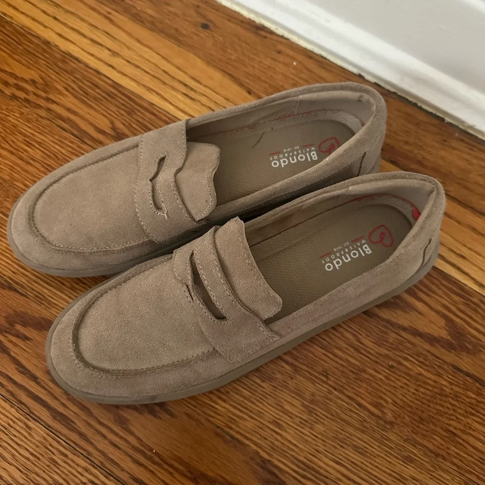 Blondo Waterproof Loafer - Picture 1 of 6
